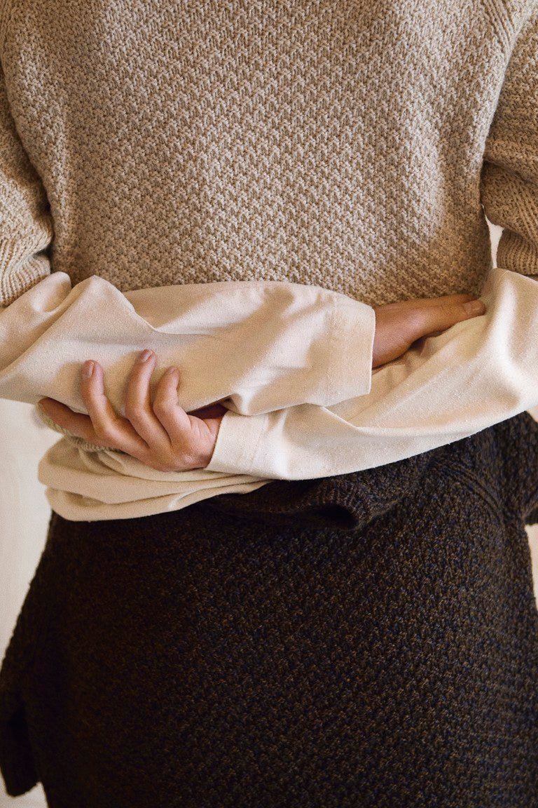Pearl Tee , Isager