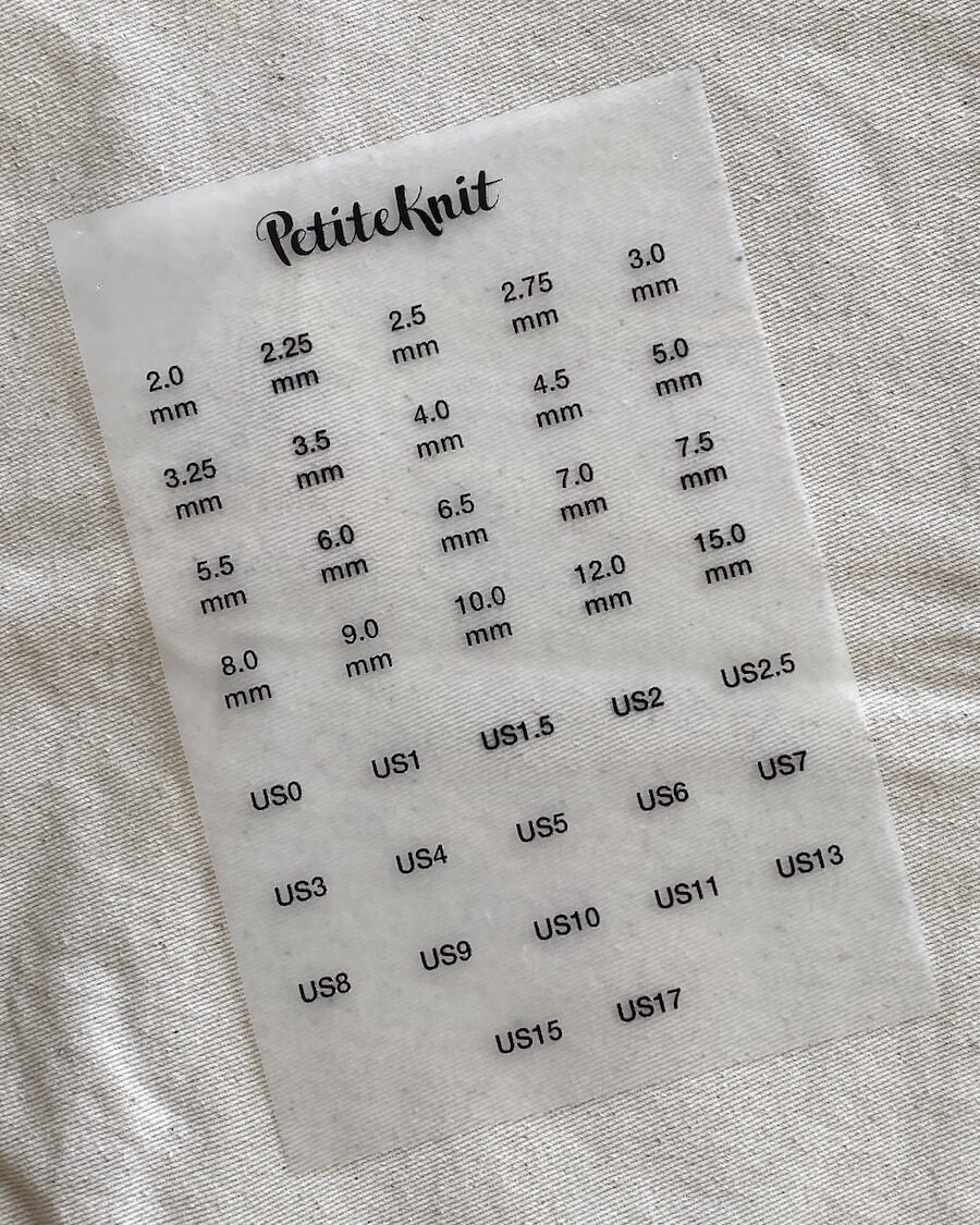 PetiteKnit Bügeletiketten für “Knitter’s Needle Case”